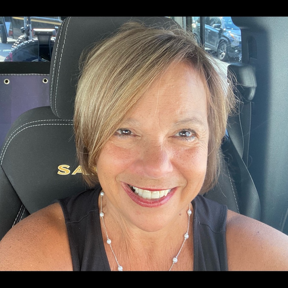 Meet your Posher, Sandy